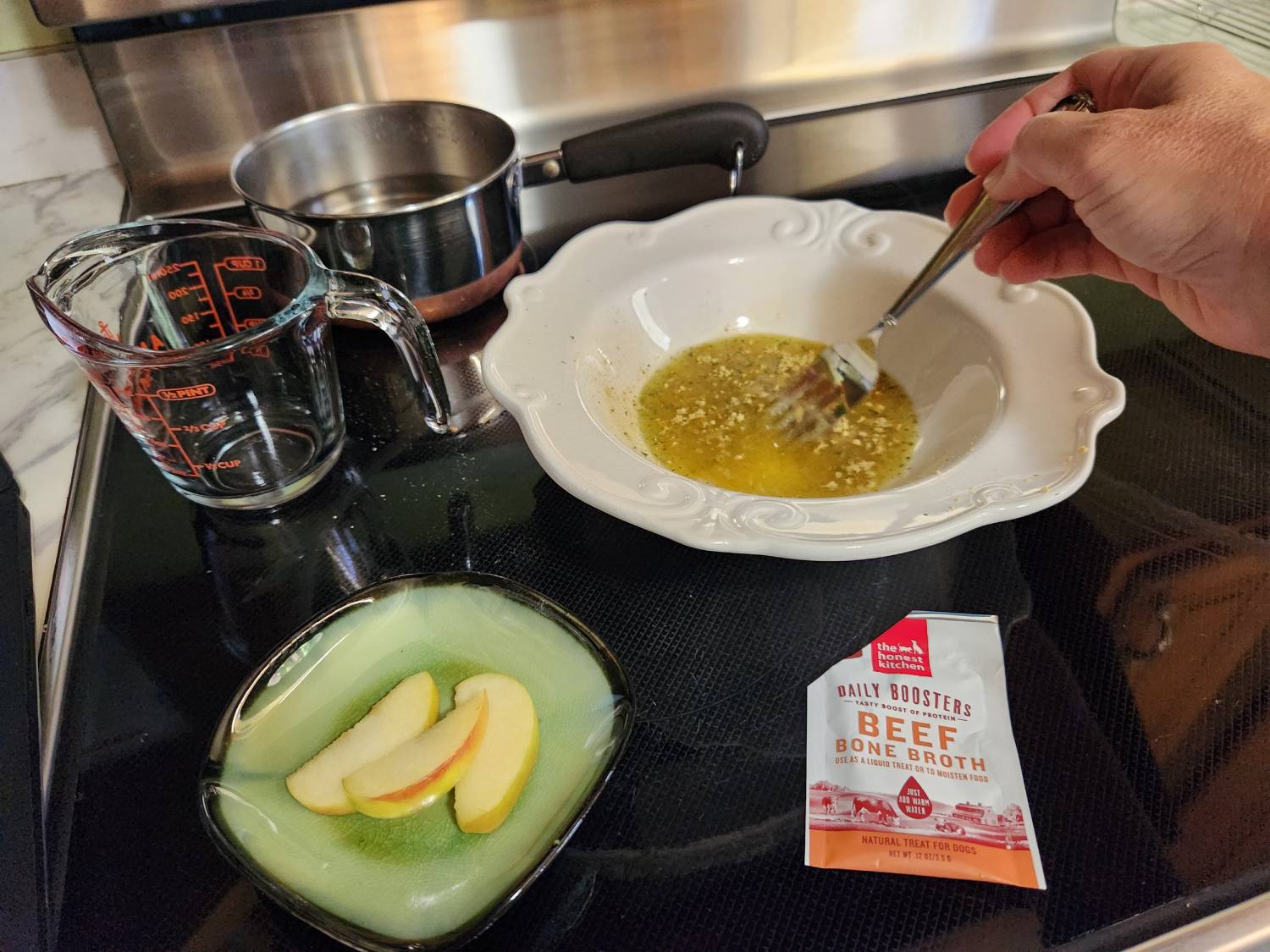 The Honest Kitchen and Cozymeal Team Up For National Dog Week with a Pet-Friendly Cooking Class - mixing bone broth