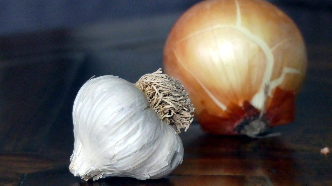 garlic 5184694 1280