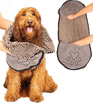 15 Wet Winter Weather Dog Products That Make Your Life Easier 9 Dog Gone Smart The Dirty Dog Shammy